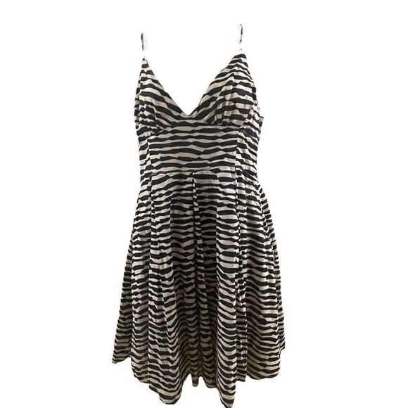 Jack Dresses & Skirts - Jack ~ Navy and Cream Dress ~ Fully Lined ~ size M ~ NWT